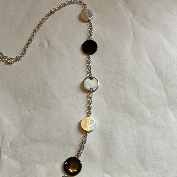 Black and Silver Necklaces - Lot of 3 - not real silver - Picture 11 of 12